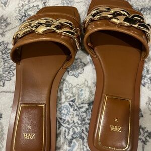 Zara flat man made sandal with metal